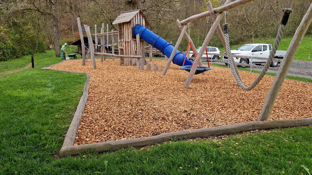 Spielplatzsanierung Spielplatzsanierung
